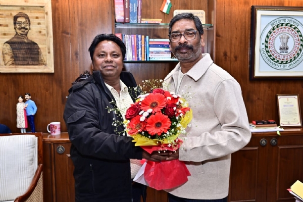 विधायक रामसूर्य मुंडा ने मुख्यमंत्री  से की मुलाकात, जनसमस्याओं पर चर्चा