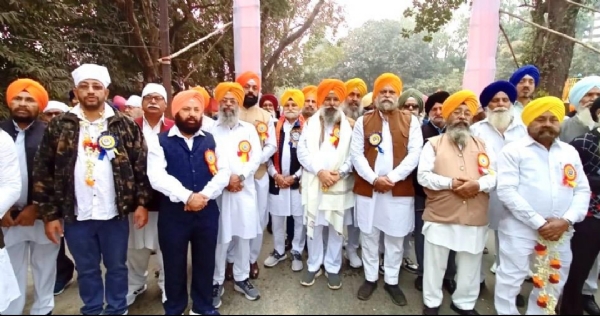 जमशेदपुर में गुरु गोबिंद सिंह का प्रकाश पर्व श्रद्धा और उत्साह के साथ संपन्न, नगर कीर्तन में उमड़ा जनसैलाब