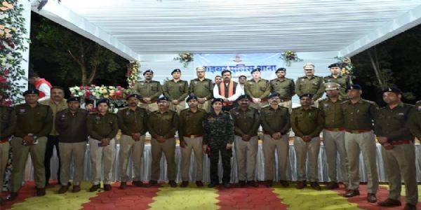 उप मुख्यमंत्री विजय शर्मा ने कबीरधाम में रेंज के पहले साइबर थाने का किया शुभारंभ