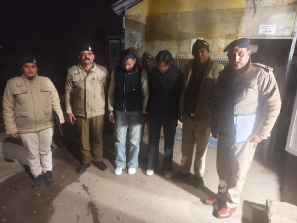 पकड़े गए आरोपी।