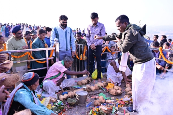 केशलापाठ पहाड़ तमता मेला