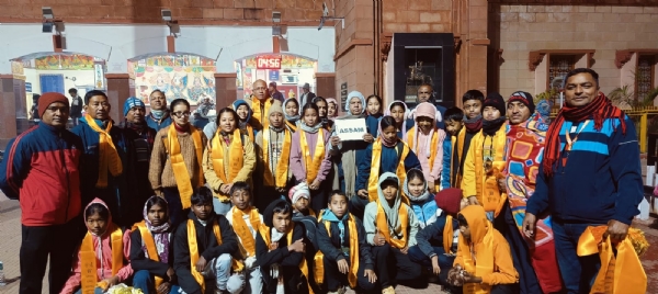 चित्तौड़गढ़ में राष्ट्रीय हैंडबॉल प्रतियोगिता के लिए पहुंची टीम का स्वागत।