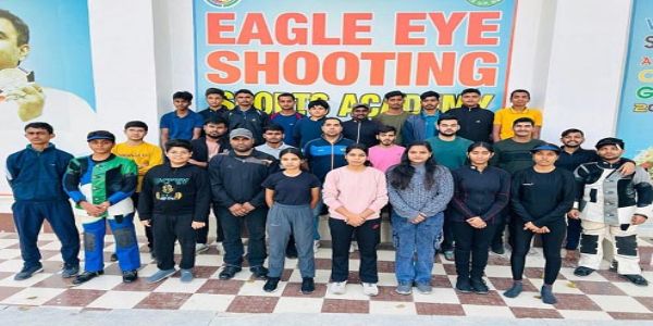 राष्ट्रीय निशानेबाजी में भाग लेने वाले खिलाड़ी राष्ट्रीय निशानेबाजी में भाग लेने वाले खिलाड़ी