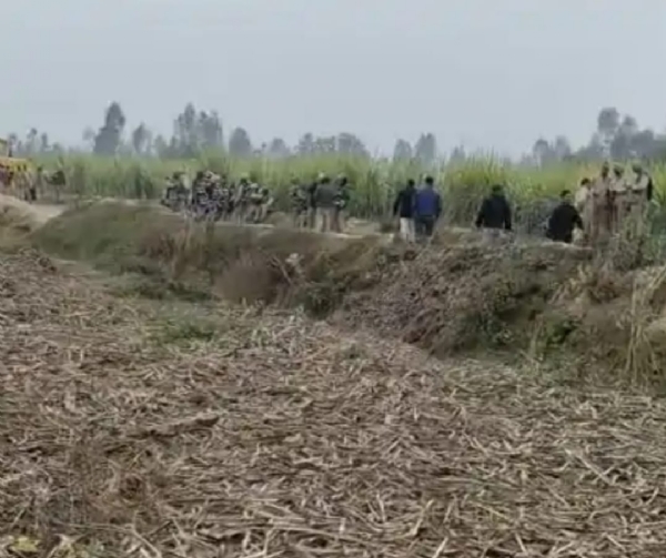 किसानों से खाली कराया गया अवैध कब्जा