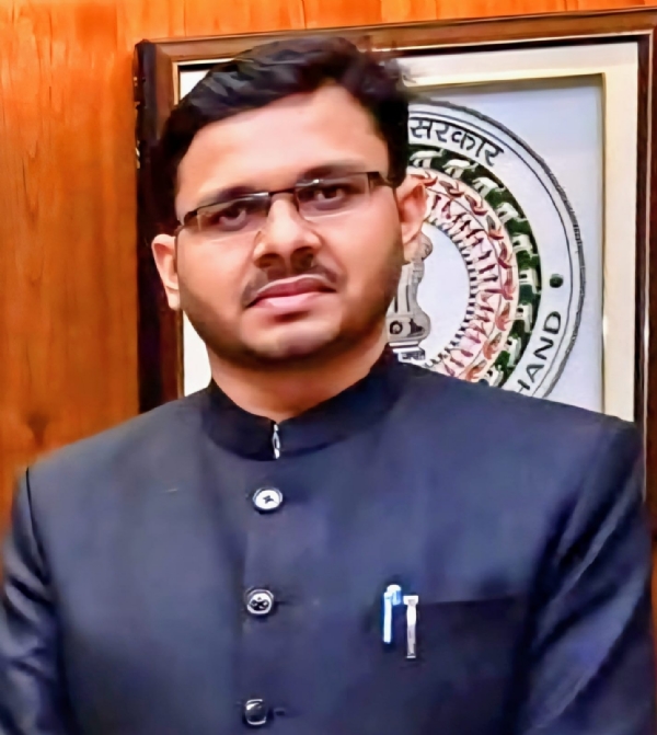 अनुमंडल पदाधिकारी का फाइल फोटो