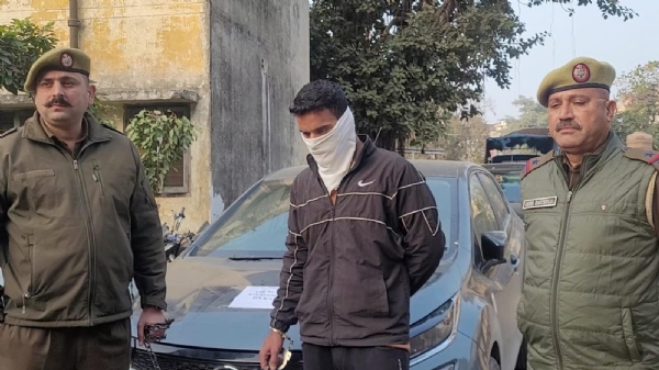 Kathua police recover stolen car, nephew turns out to be the thief Kathua police recover stolen car, nephew turns out to be the thief