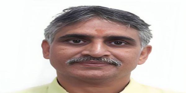 नाथ नगरी में उमड़े पर्यटक, आस्था और श्रद्धा से एक करोड़ से ज्यादा का आंकड़ा पार