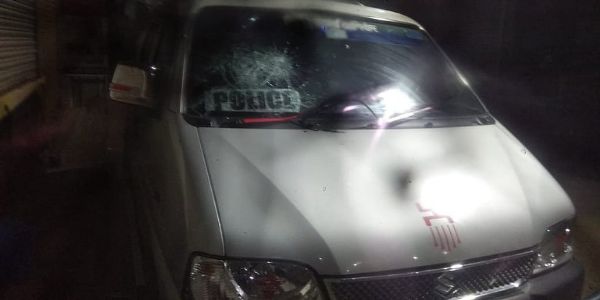 संदेशखाली में पुलिस पर हमला, मुख्य आरोपित के बड़े भाई को पुलिस ने दबोचा