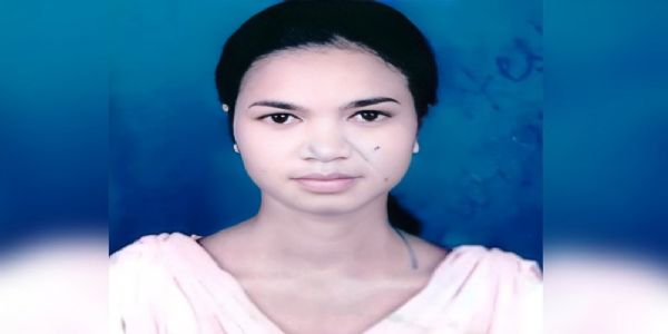 परीक्षा के बहाने घर से निकली युवती ट्रेन के आगे कूदकर की आत्महत्या