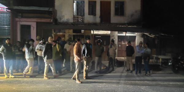 ट्रेलर की टक्कर से बाइक सवार पूर्व प्रधान समेत दो की मौत