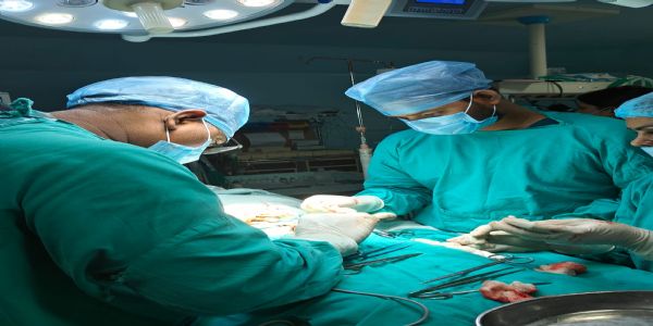 जन्मजात गंभीर बीमारी से जूझ रहे एक बच्चे को मिला नया जीवन