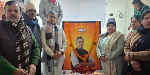 भाजपा कार्यालय में सुशील कुमार मोदी की जयंती श्रद्धा के साथ मनाई गई