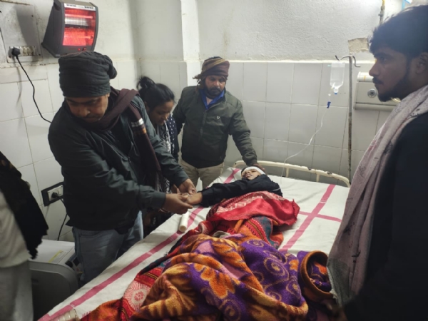 अस्पताल में घायल अस्पताल में घायल