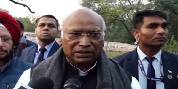 कांग्रेस अध्यक्ष मल्लिकार्जुन खरगे कांग्रेस अध्यक्ष मल्लिकार्जुन खरगे