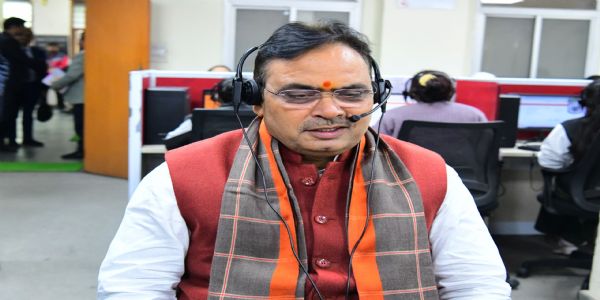 मुख्यमंत्री भजनलाल शर्मा ने राजस्थान संपर्क हेल्पलाइन 181 का किया निरीक्षण