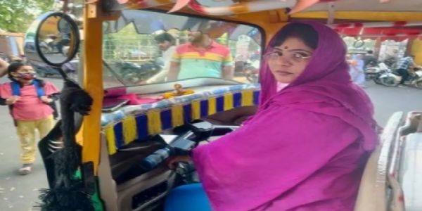 पोस्टमार्टम रिपोर्ट ने खोला पहली महिला टैक्सी चालक की मौत का राज