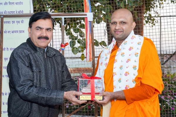 मप्रः श्रीलंका के बौद्ध विद्वान ने किया साँची बौद्ध भारतीय ज्ञान अध्ययन विश्वविद्यालय का दौरा