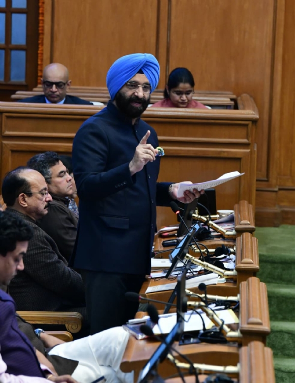 दिल्ली विधानसभा में शीतकालीन सत्र के दौरान मंगलवार पर्यावरण मंत्री मनजिंदर सिंह सिरसा दिल्ली विधानसभा में शीतकालीन सत्र के दौरान मंगलवार पर्यावरण मंत्री मनजिंदर सिंह सिरसा