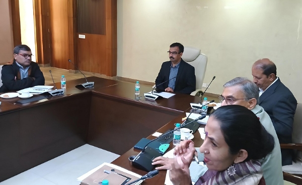 पोर्टल के संबंध में केंद्रीय अध्ययन मंडल के अध्यक्ष एवं सदस्यों के साथ समीक्षा