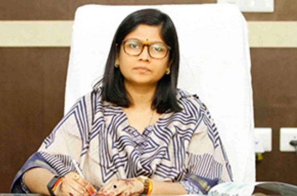 कलेक्टर रुचिका चौहान (फाइल फोटो) कलेक्टर रुचिका चौहान (फाइल फोटो)