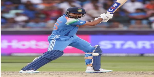 भारतीय बल्लेबाज श्रेयस अय्यर भारतीय बल्लेबाज श्रेयस अय्यर