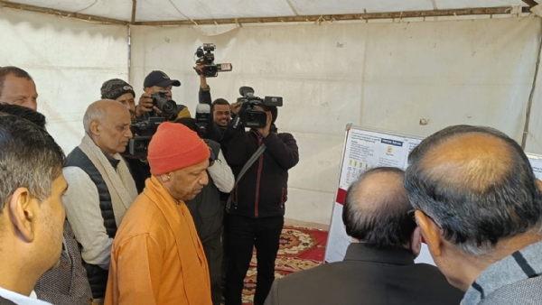 राप्तीनगर में सीएम ग्रिड योजना के तहत बनी स्मार्ट सड़क का मुख्यमंत्री ने किया निरीक्षण* राप्तीनगर में सीएम ग्रिड योजना के तहत बनी स्मार्ट सड़क का मुख्यमंत्री ने किया निरीक्षण*