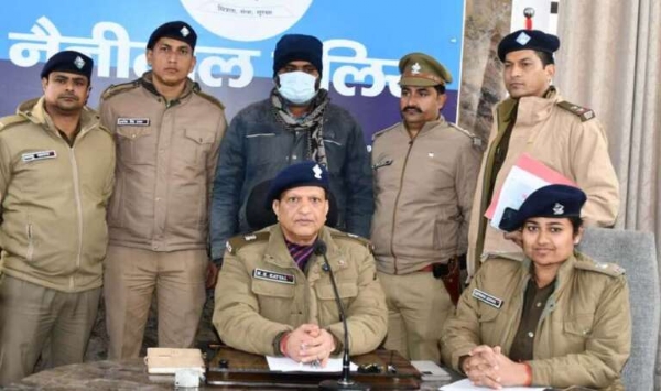 82.50 लाख की स्मैक के साथ तस्कर गिरफ्तार, 82.50 लाख की स्मैक के साथ तस्कर गिरफ्तार,