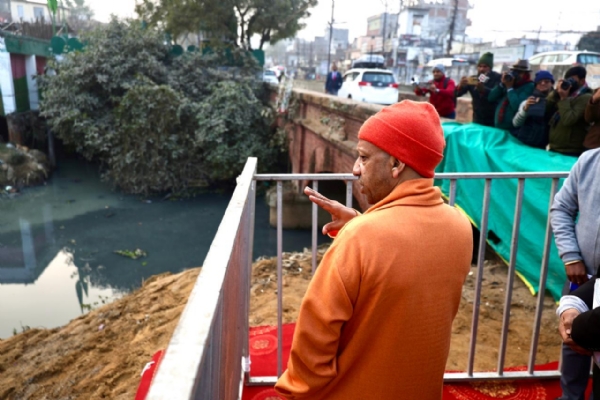 निरीक्षण कर मुख्यमंत्री योगी आदित्यनाथ ने अधिकारियों को दिए जरूरी निर्देश* निरीक्षण कर मुख्यमंत्री योगी आदित्यनाथ ने अधिकारियों को दिए जरूरी निर्देश*