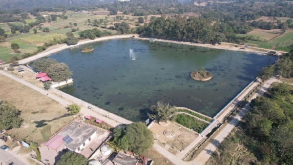 पूबोवाल का तालाब।