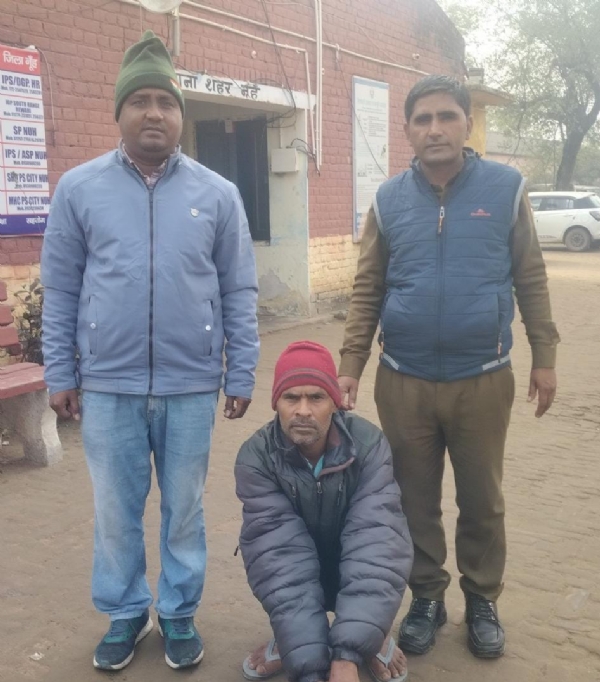 आरोपी गिरफ्तार कर कोर्ट में पेश आरोपी गिरफ्तार कर कोर्ट में पेश