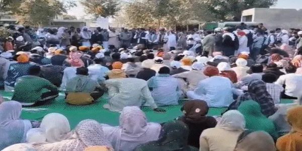 हनुमानगढ़ के संगरिया की महापंचायत में जुटे हजारों किसान, इंटरनेट बंद, धारा 163 लागू