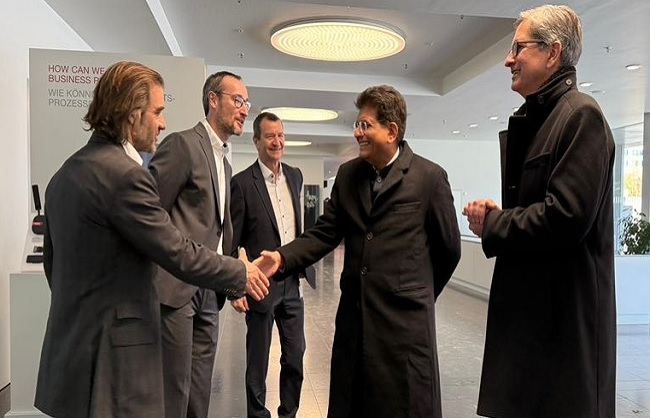 लिकटेंस्टान की प्रमुख कंपनियों के नेताओं के साथ एक केंद्रीय वाणिज्‍य मंत्री पीयूष गोयल