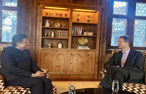 लिकटेंस्टाइन के टॉप नेताओं से मुलाकात करते पीयूष गोयल