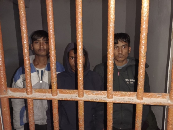 गिरफ्तार आरोपित पुलिस अभिरक्षा में