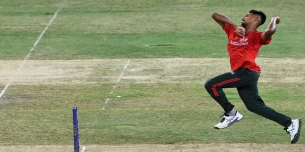 बांग्लादेशी तेज गेंदबाज मुस्तफिजुर रहमान बांग्लादेशी तेज गेंदबाज मुस्तफिजुर रहमान