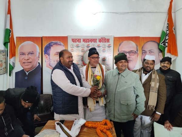 राष्ट्रपिता का अपमान कर रही एनडीए सरकार : रौशन सिंह