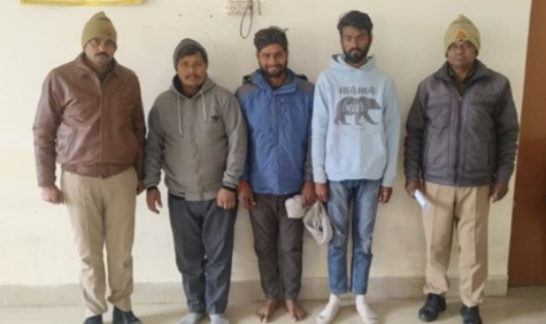 गिरफ्तार अभियुक्त