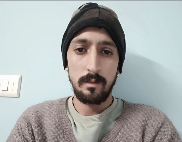 जानकारी देते हुए पीड़ित साहिल सोनी जानकारी देते हुए पीड़ित साहिल सोनी