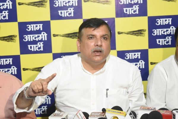 आम आदमी पार्टी सांसद संजय सिंह