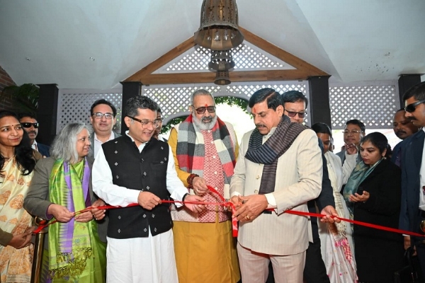 गुवाहाटी शहर में आयोजित वस्त्र मंत्रियों का राष्ट्रीय सम्मेलन गुवाहाटी शहर में आयोजित वस्त्र मंत्रियों का राष्ट्रीय सम्मेलन