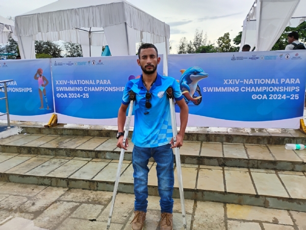 पैरा तेराकी एथलीट सौरव कुमार
