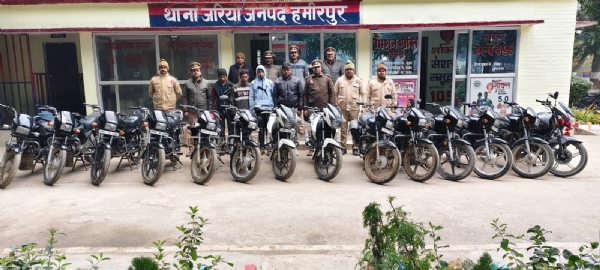 अन्तर जनपदीय वाहन चोर गिरोह चढा पुलिस के हत्थे