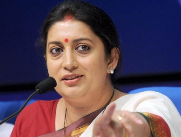 स्मृति ईरानी की फोटो