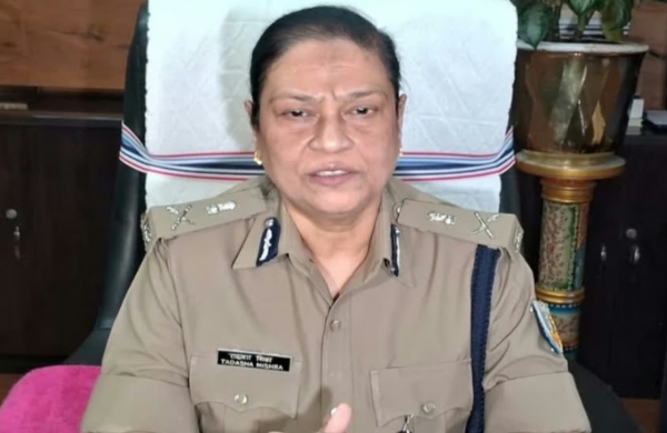 डीजीपी बैठक करते