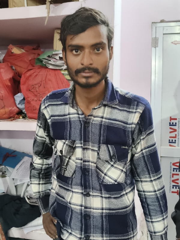 मनीष कुमार दुबे