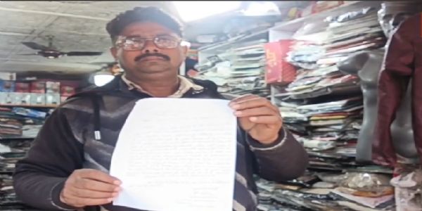 कांग्रेस नेता की दुकान में चोरी, सीसीटीवी से छेड़छाड़ कर नकदी ले उड़े चोर