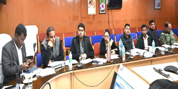 जांजगीर-चांपा में अवैध खनन पर सख्ती, कलेक्टर-एसपी ने टास्क फोर्स को दिए कड़े निर्देश