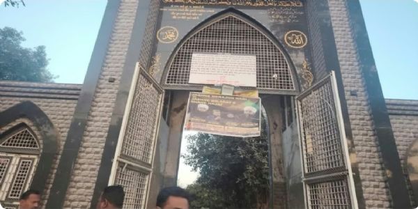 अहमदाबाद में चारटोड़ा कब्रिस्तान की 300 कब्रों को स्थानांतरित करने काे नगर निगम का नोटिस