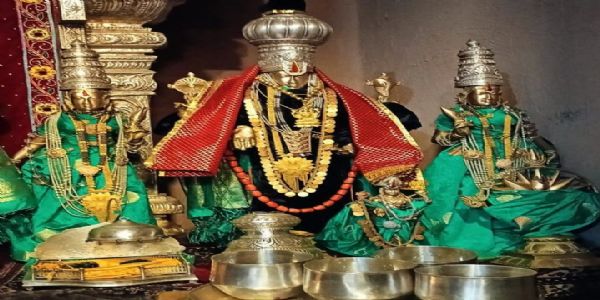 वेंकटेश्वर मंदिर में धूमधाम से मनाया जा रहा धनुर्मास व्रतोत्सव