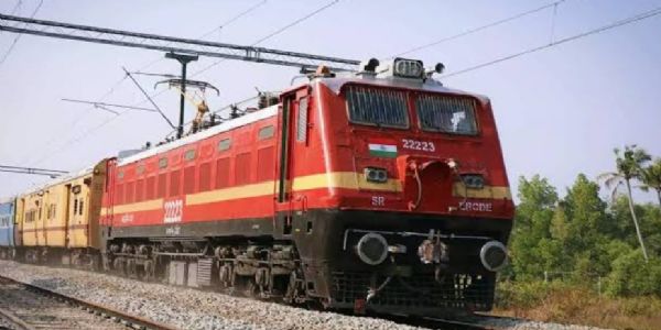 भागलपुर और हंसडीहा के बीच एक जोड़ी पैसेंजर ट्रेन रद्द